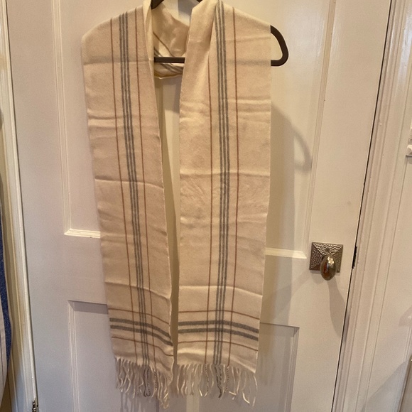 Ann Taylor Accessories - Ann Taylor Cashmere cream plaid scarf, unused